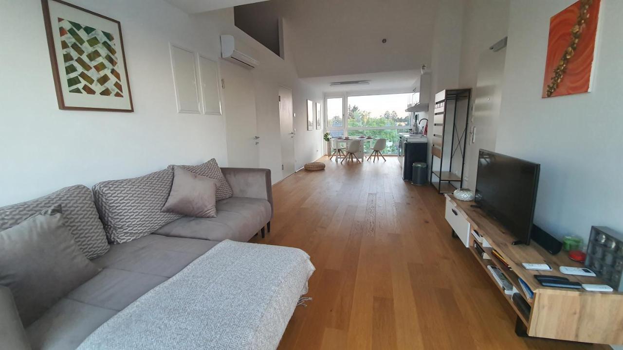 Rooftop Terrace, Free Garage Parking And Pool! Wien Eksteriør billede